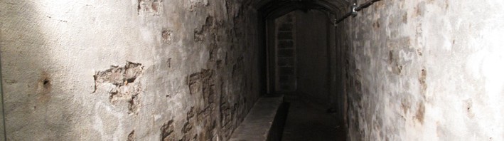 Bomb shelter in the Plaça de la Revolució